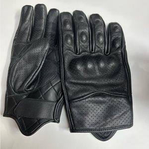 Motorcycle gloves